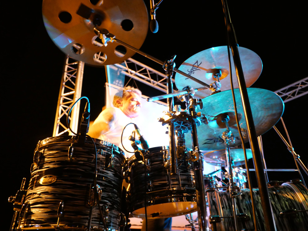 Gérome Geney à la batterie